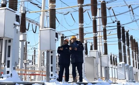 Why Grid Monitoring Equipment Goes Blind in Winter (And How to Fix It)