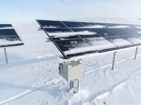 Can LiFePO4 Batteries Charge in Freezing Weather?