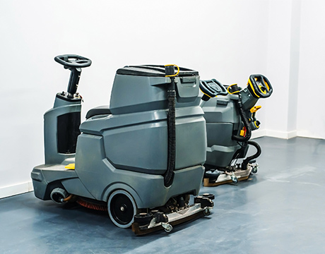 Industrial floor scrubber