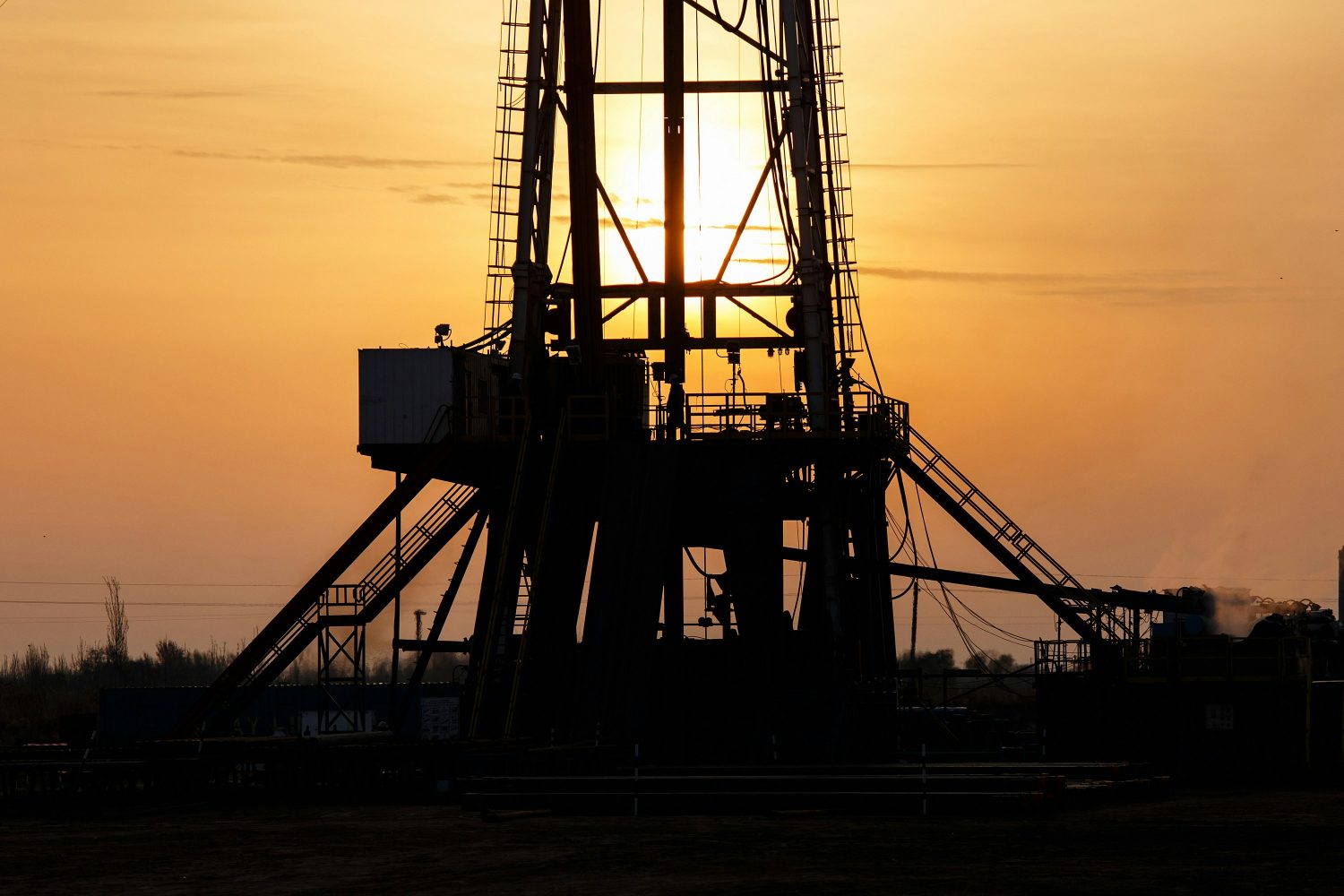 1756289913226724.jpg Oil & Gas Operations.jpg