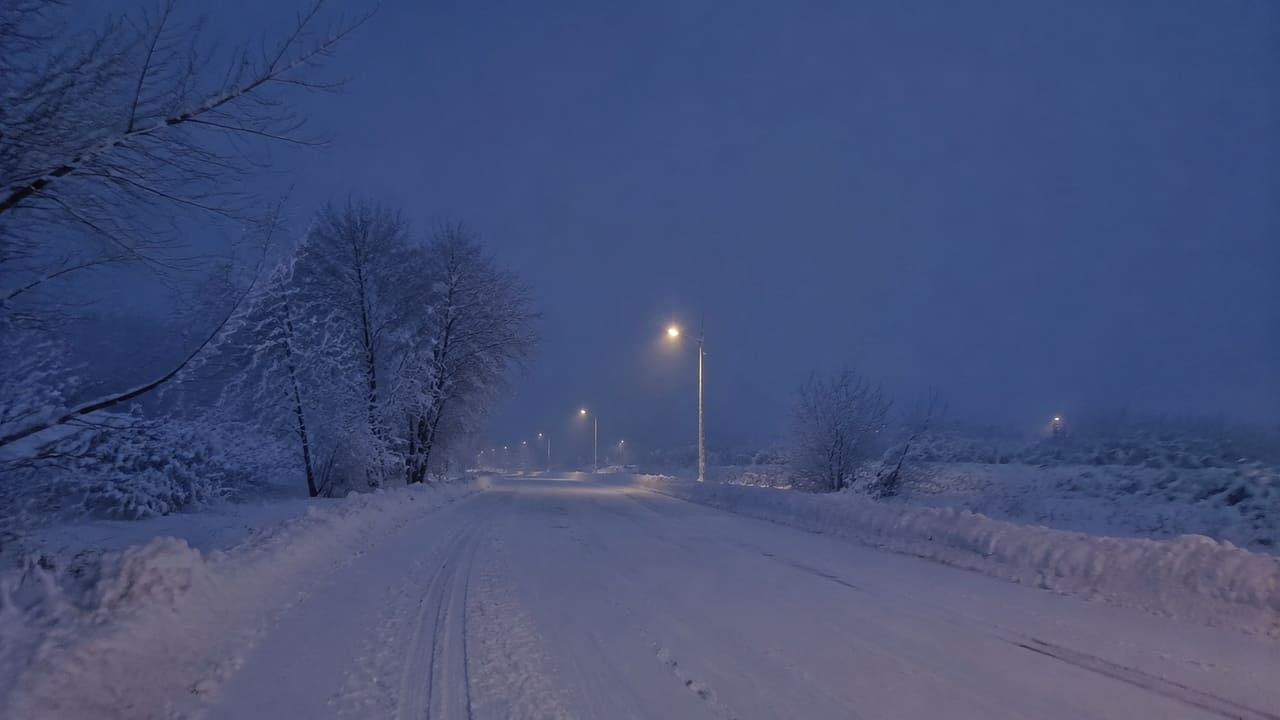 SNOW EVE